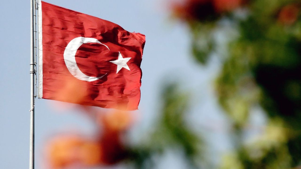 Valilikten çağrı: Haydi Yozgat. Yer gök bayrak olsun!