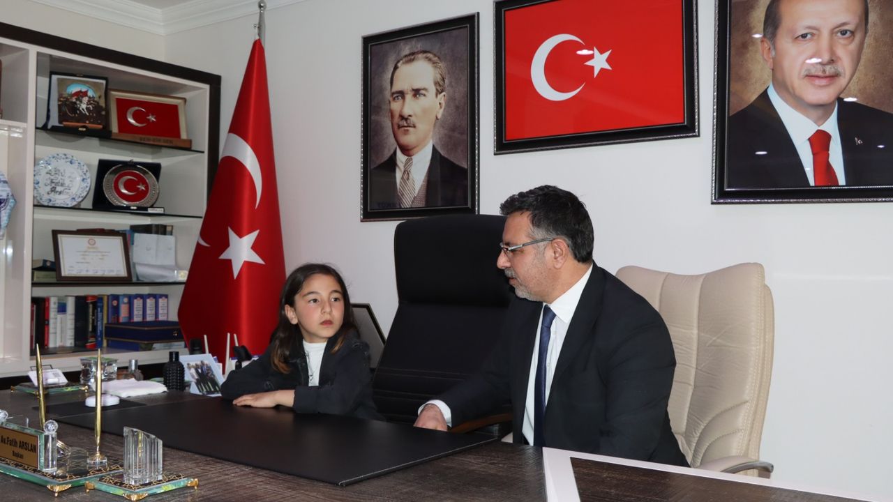 Yerköy Belediye Başkanı koltuğunu devretti