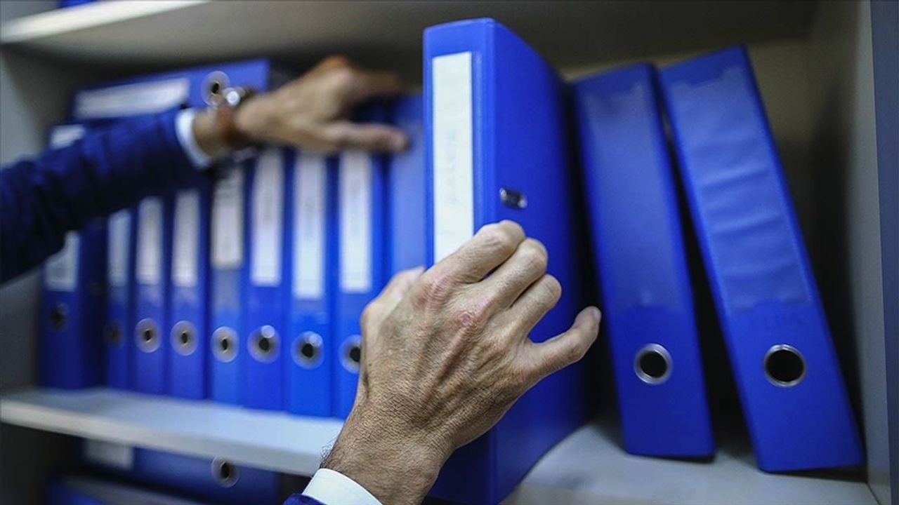 Devlet memurluğuna yaş sınırı geliyor!