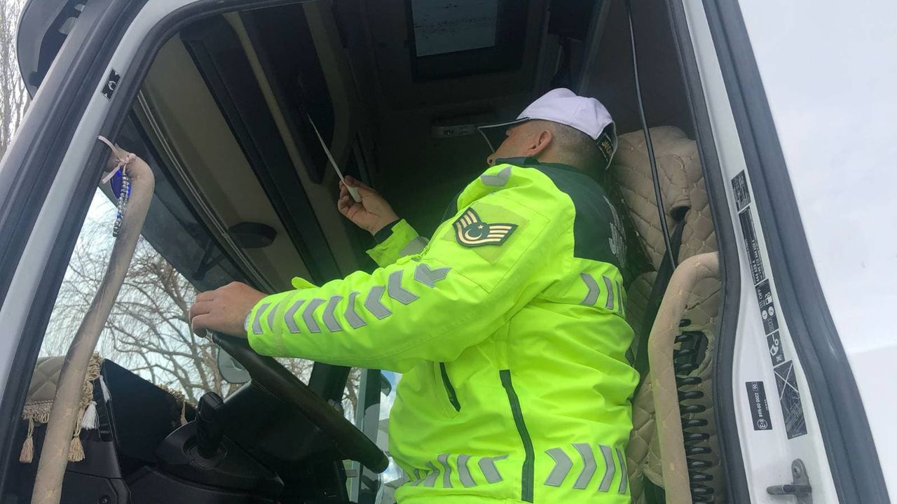Yozgat Jandarmasından sürücülere para cezası