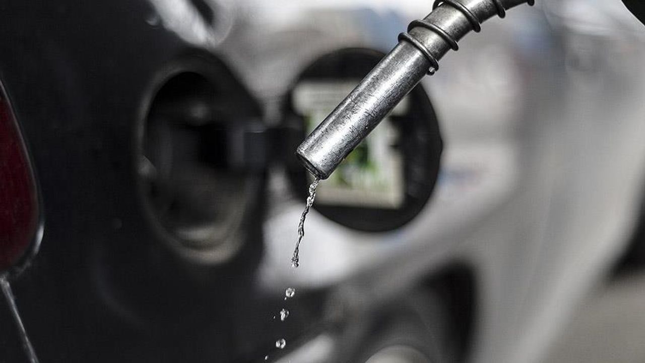 Benzine ve Motorine 4 TL indirimin tarihi belli oldu