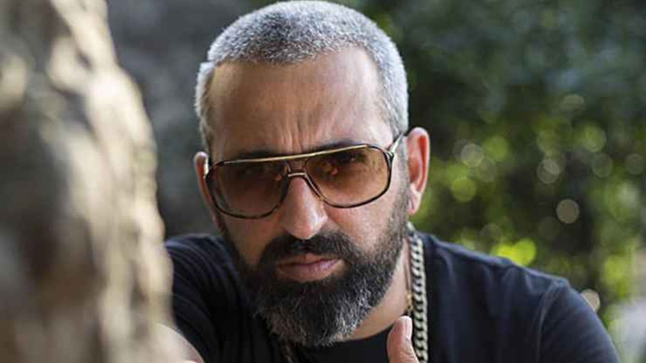 "Çukulata kız" ile tanınan Ragga Oktay kimdir?