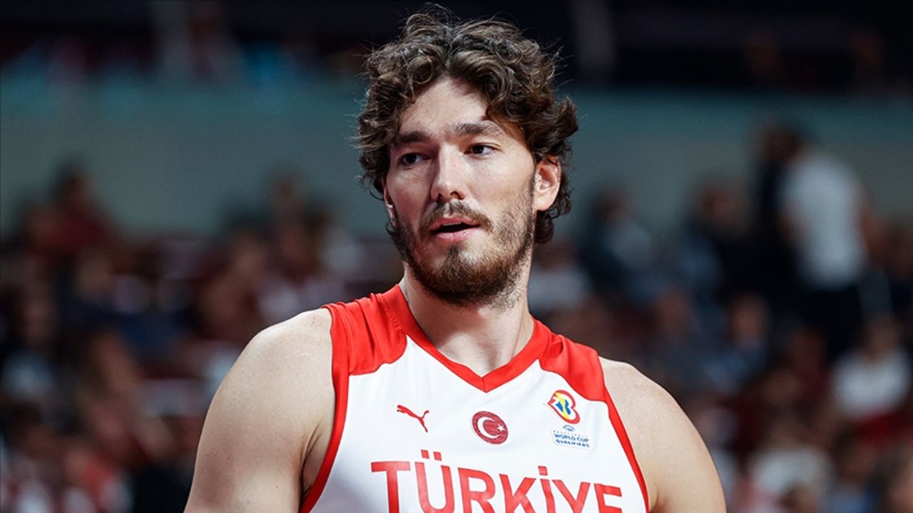 Milli basketbolcu Cedi Osman kimdir? Hangi takımlarda oynadı?
