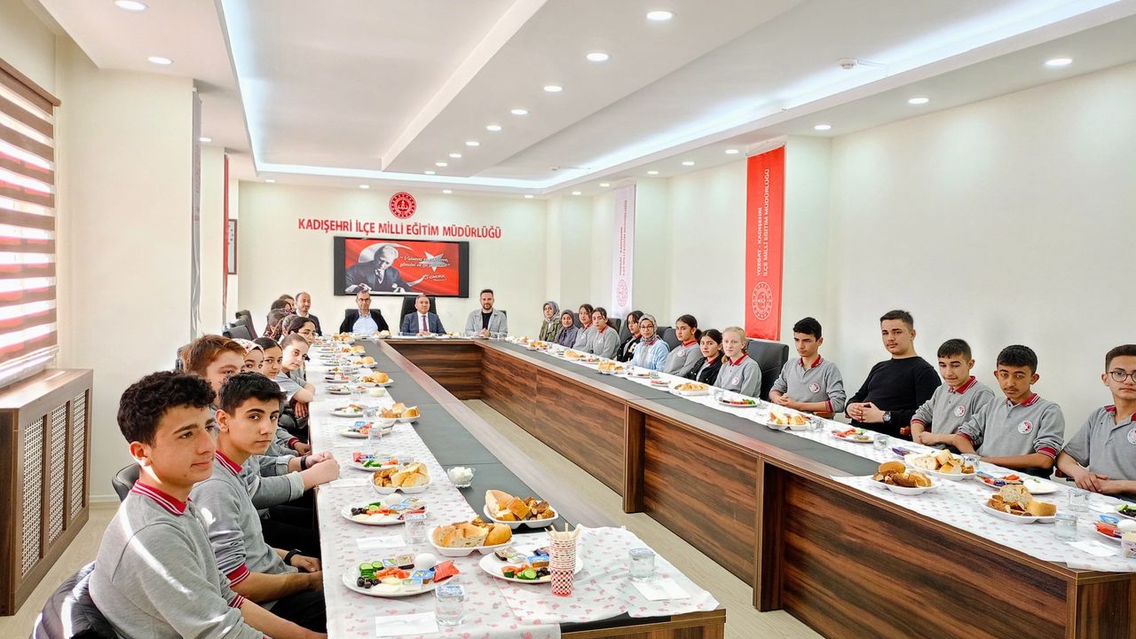 Kadışehri'nde LGS’ye girecek öğrencilere destek