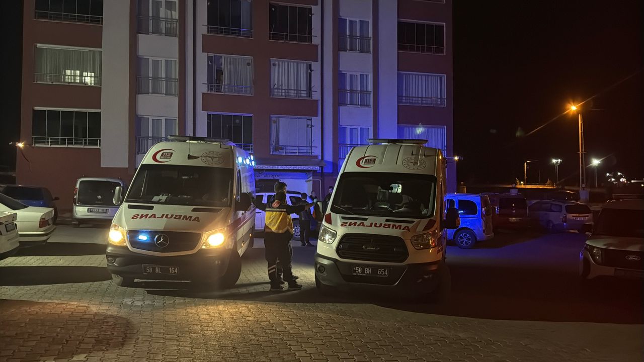 Sivas’ta korkunç cinayet: İki kardeşin boğazları kesildi!