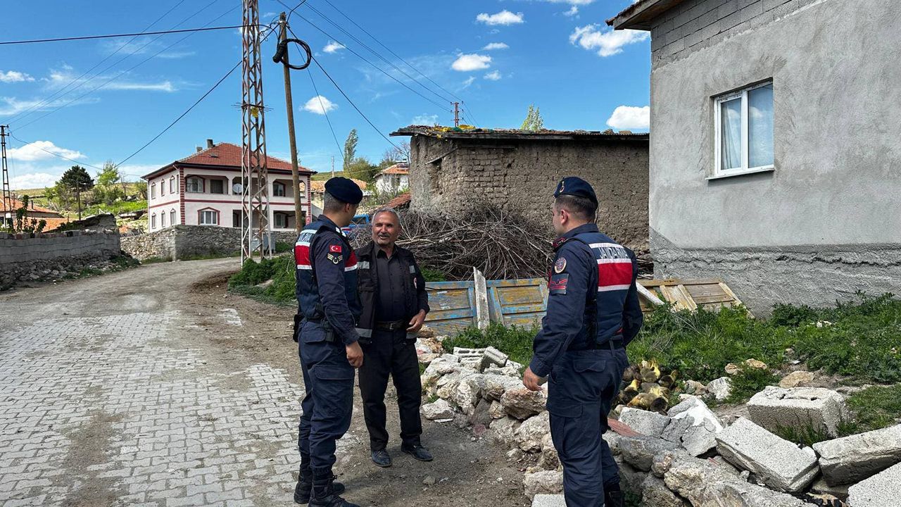 Jandarmadan vatandaşa uyarı: Dolandırıcılara ve hırsızlara dikkat!