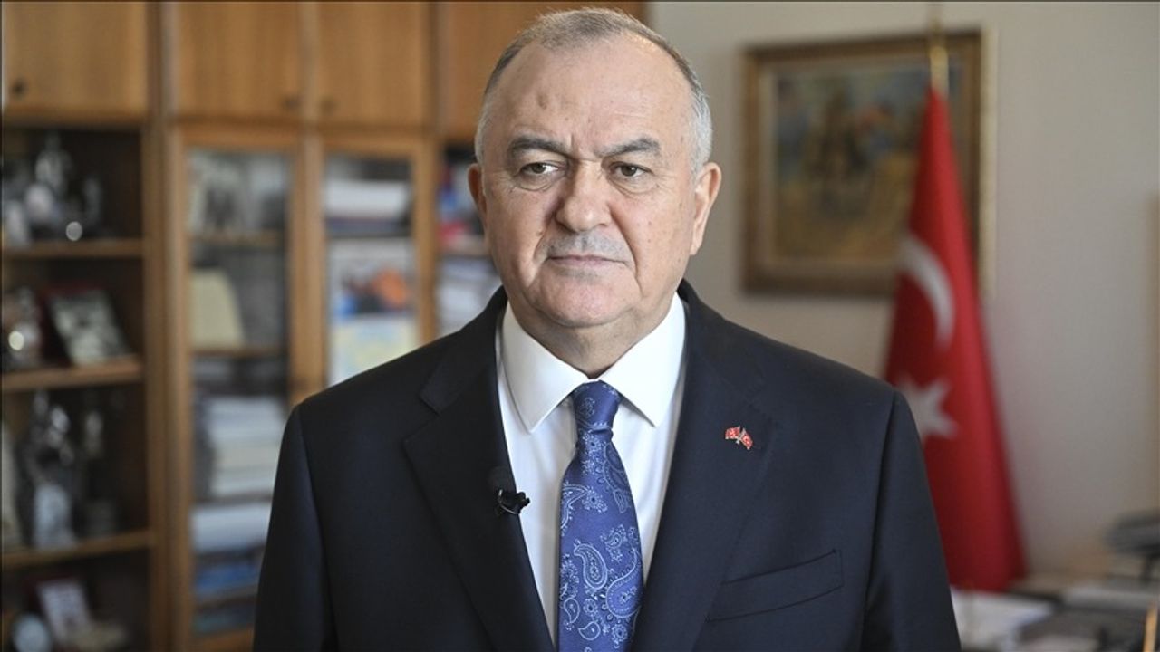 Manisa Milletvekili Erkan Akçay kimdir?