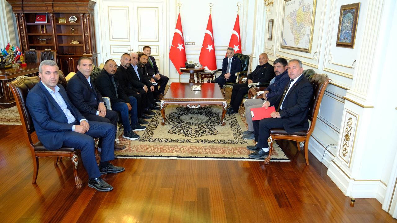 Yozgat Valisi Mehmet Ali Özkan köy muhtarlarını ağırladı