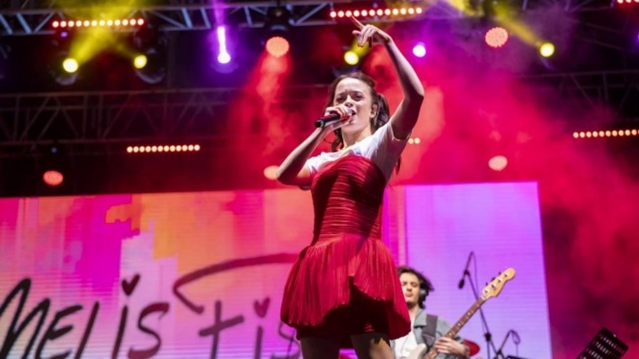Ünlü şarkıcı Melis Fis Yozgat’ta konser verecek!