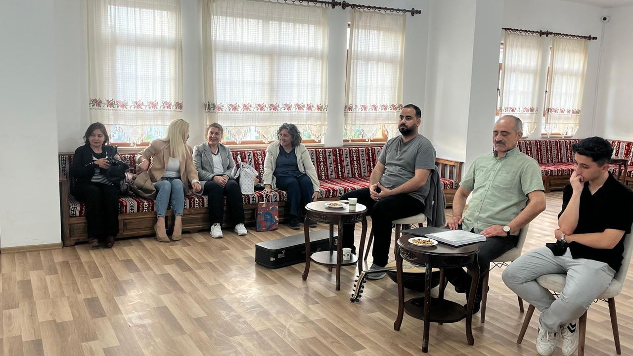 Yozgat'taki yöneticilerle bir araya geldi