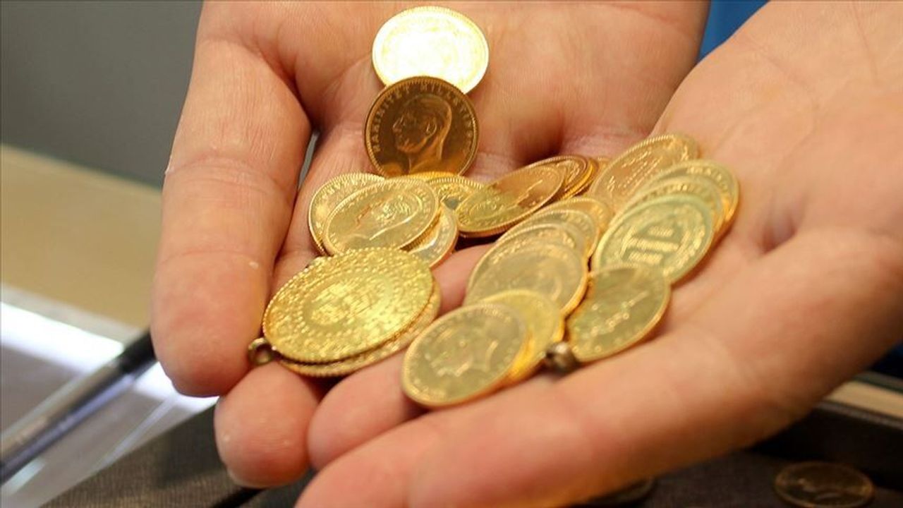 Altın haftaya düşüşle başladı