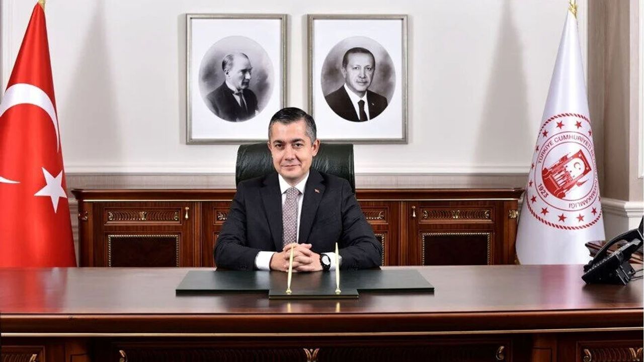Yozgat'ta görev yaptı... Personele 100 milyon lira ödedi! Çifte bayram yaşattı