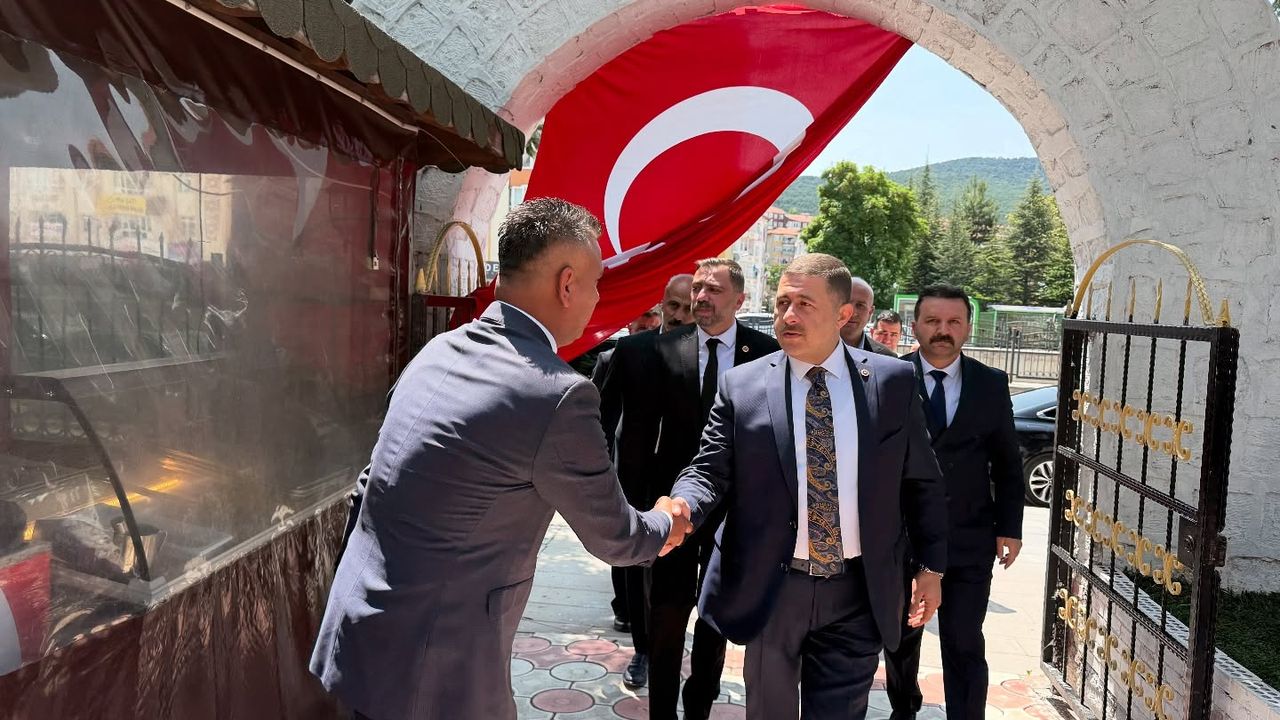 Ethem Sedef: “Kamu kurumları ve hemşehrilerimizle bayramlaştık”