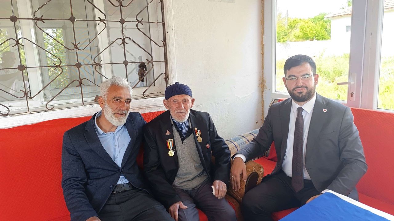 Yozgat’ta Kore gazisine bayram ziyareti