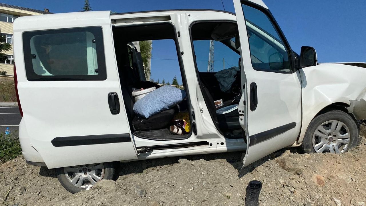 Trafik kazası: 4'ü çocuk, 7 yaralı