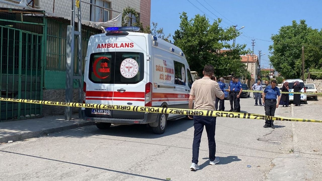 Marketten evine giderken hayatını kaybetti