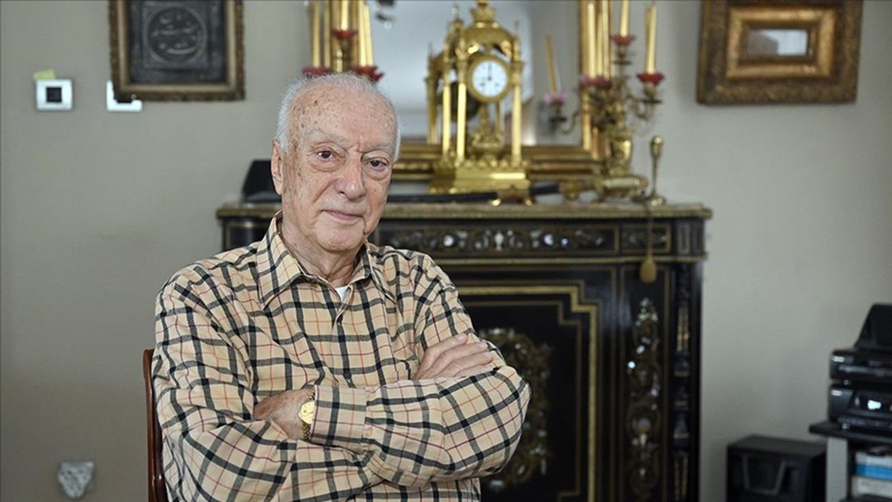 Emekli büyükelçi Uluç Özülker kimdir?