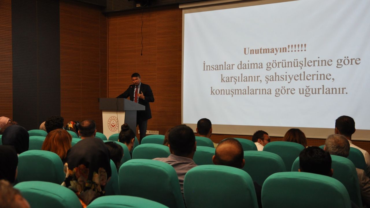 Yozgat Aile ve Sosyal Hizmetler İl Müdürlüğü’nden hizmet içi eğitim