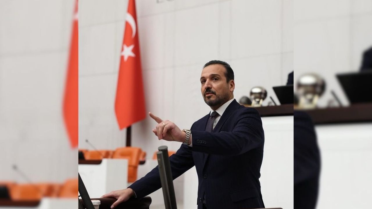 AK Partide yol haritası belirlendi