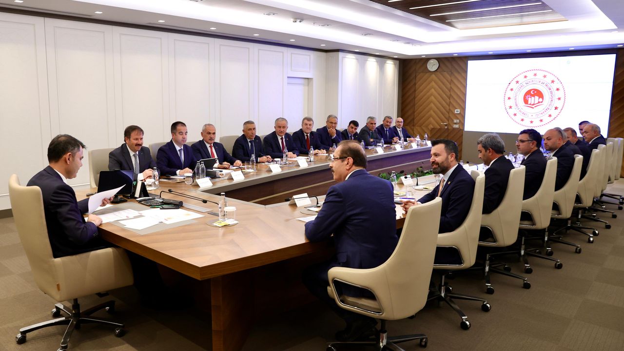 AK Parti Yozgat heyetinden Kurum’a ziyaret