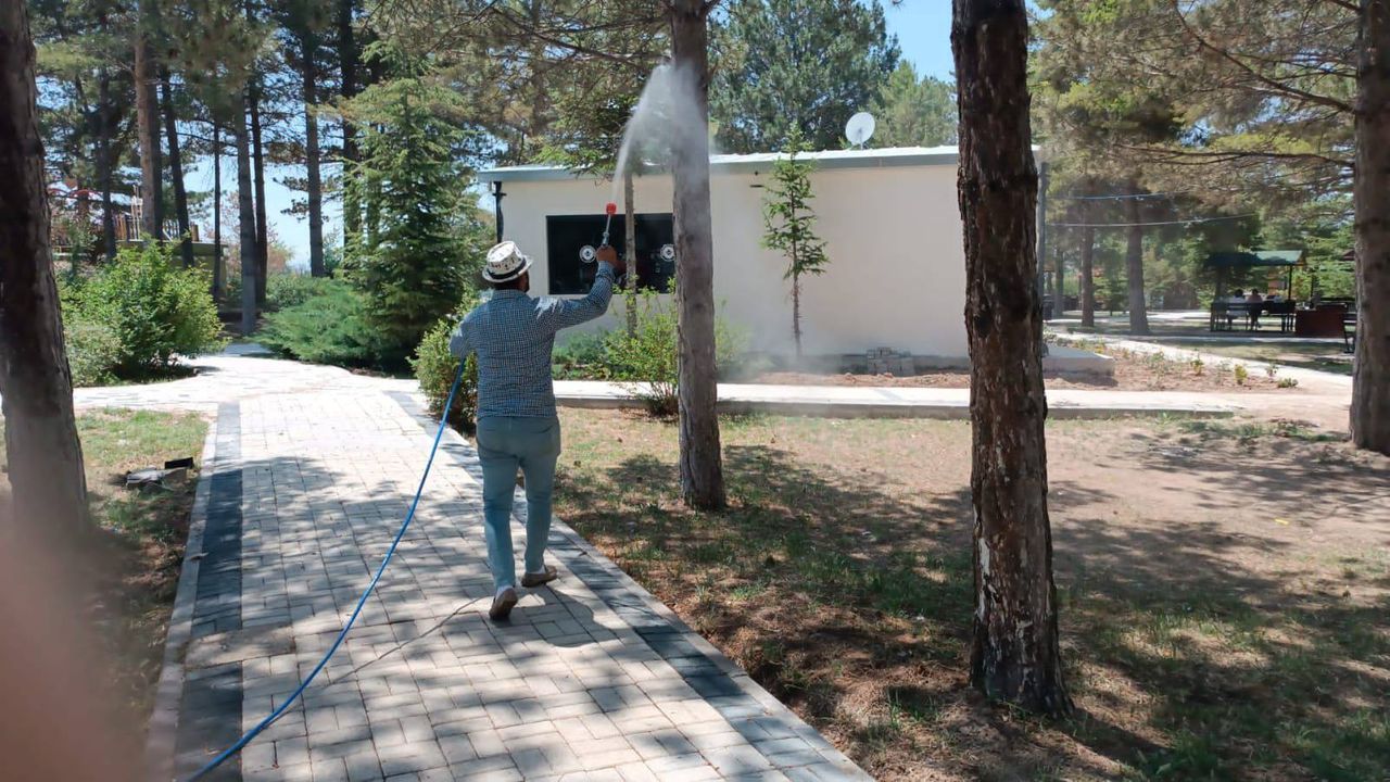 Boğazlıyan'da ilaçlama çalışmaları sürüyor