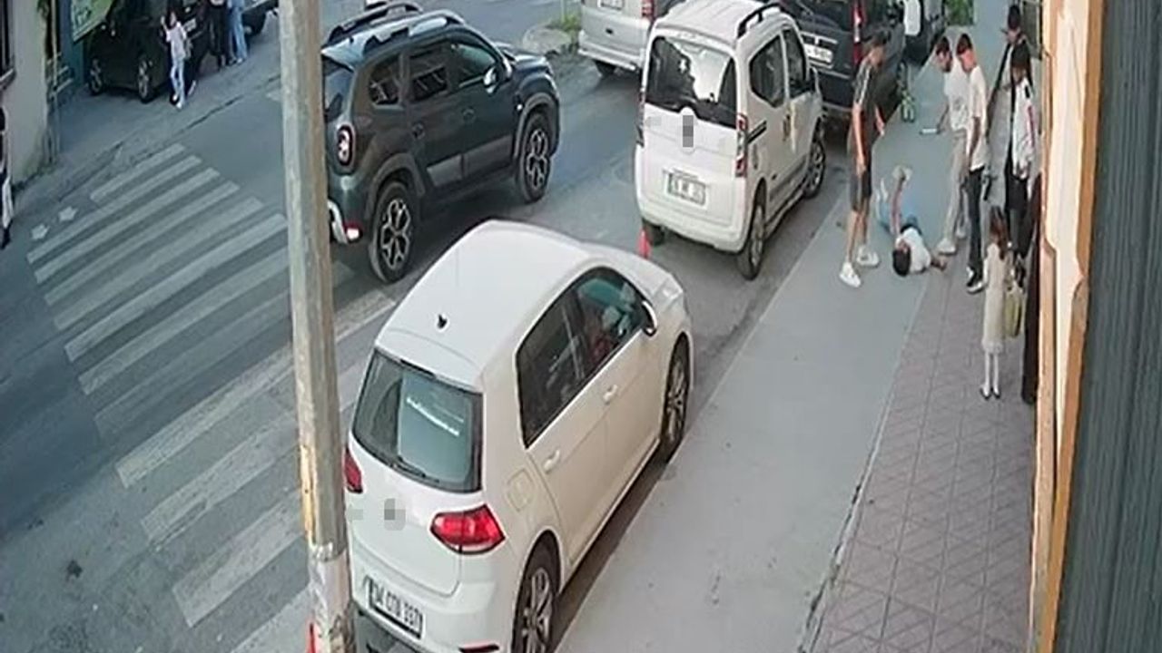 Genç çocuğa sokak ortasında sopalı saldırı!
