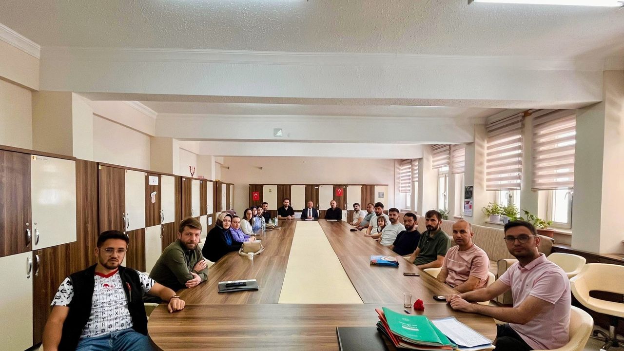 Kadışehri İlçe Millî Eğitim Müdürü Aksoy’dan anlamlı ziyaret