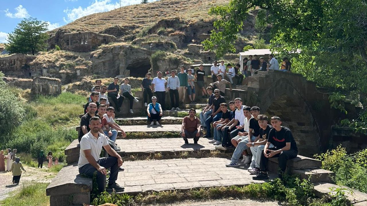 Yozgat'ta şehit ve gazi çocuklarına gençlik kampı düzenlendi