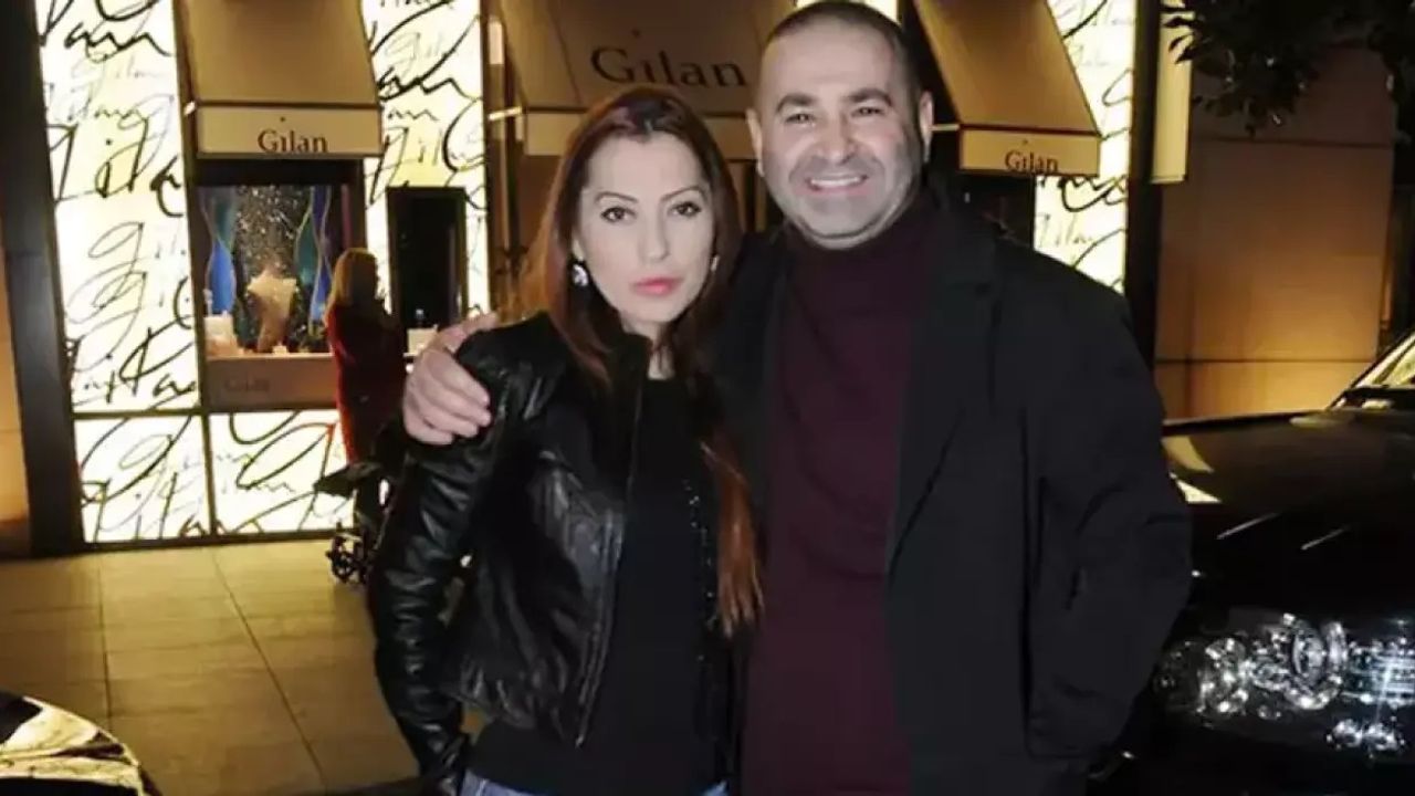 Şafak Sezer’in eşi Esra Sezer kimdir?