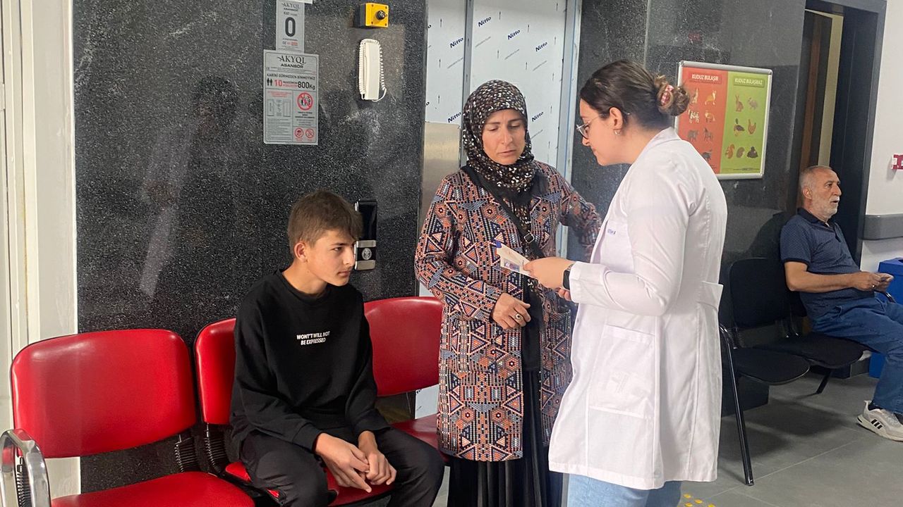 İntörn doktorlardan vatandaşlara bilgilendirme