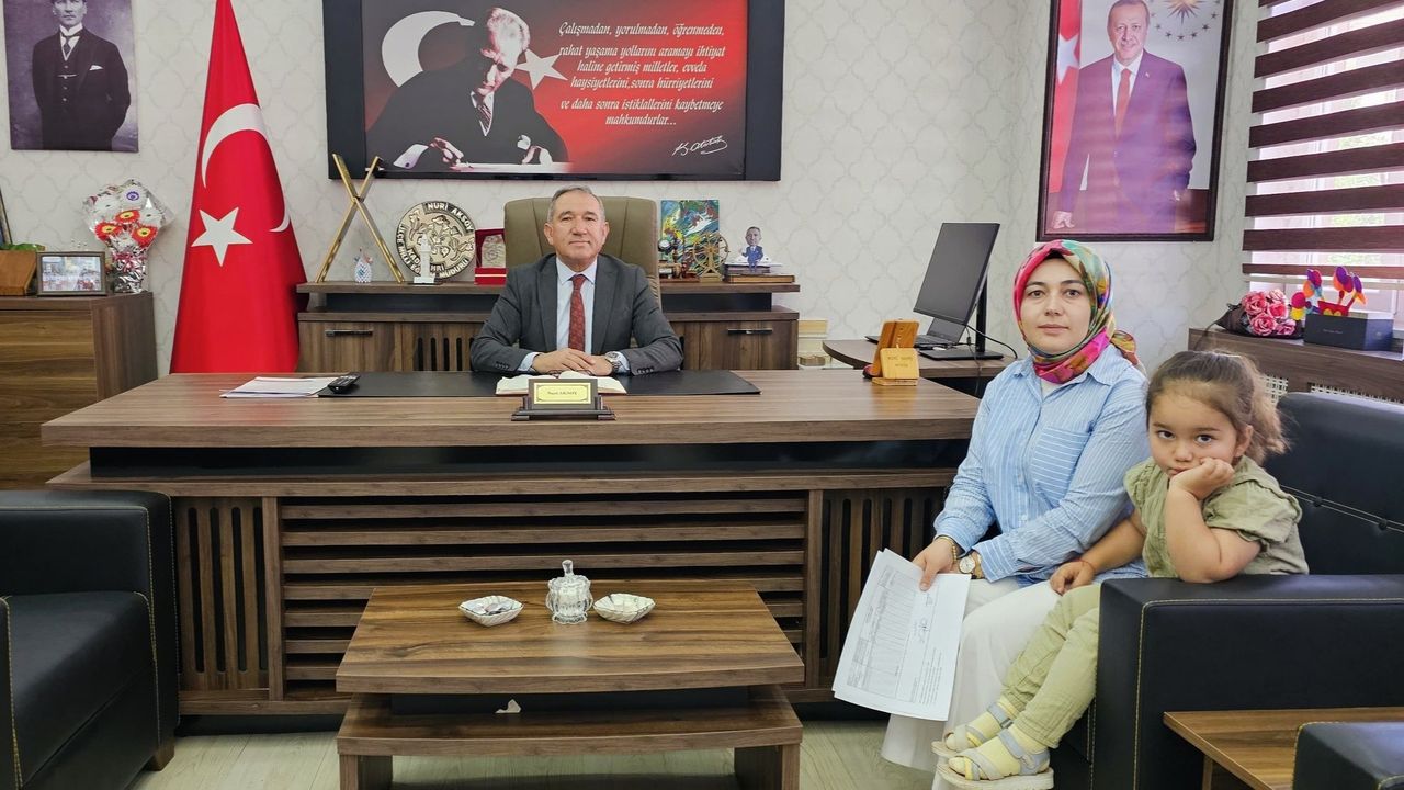 Yozgat'ta öğretmenlere duygusal veda