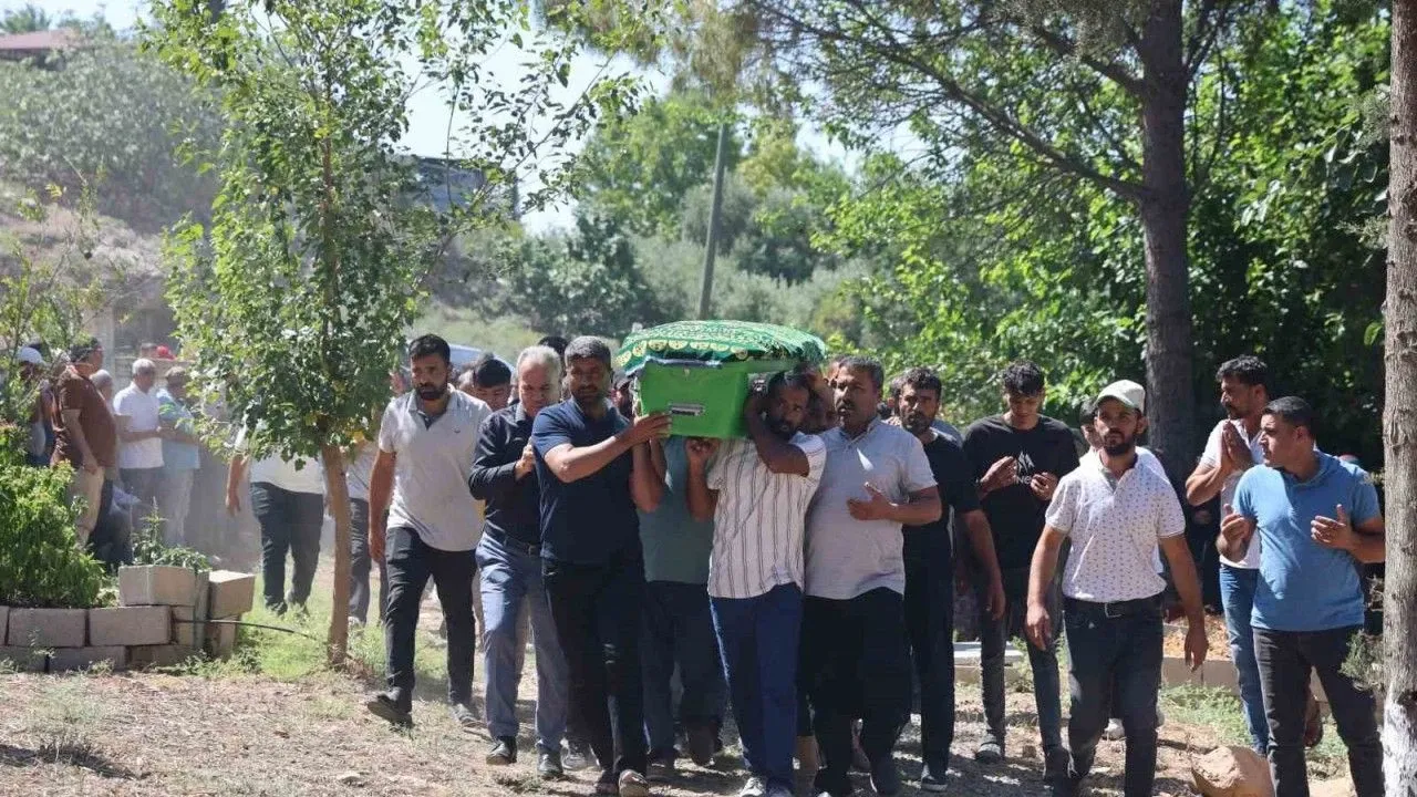 Ablasının düğünü için memleketine gitmişti: Kalp krizi geçirerek öldü