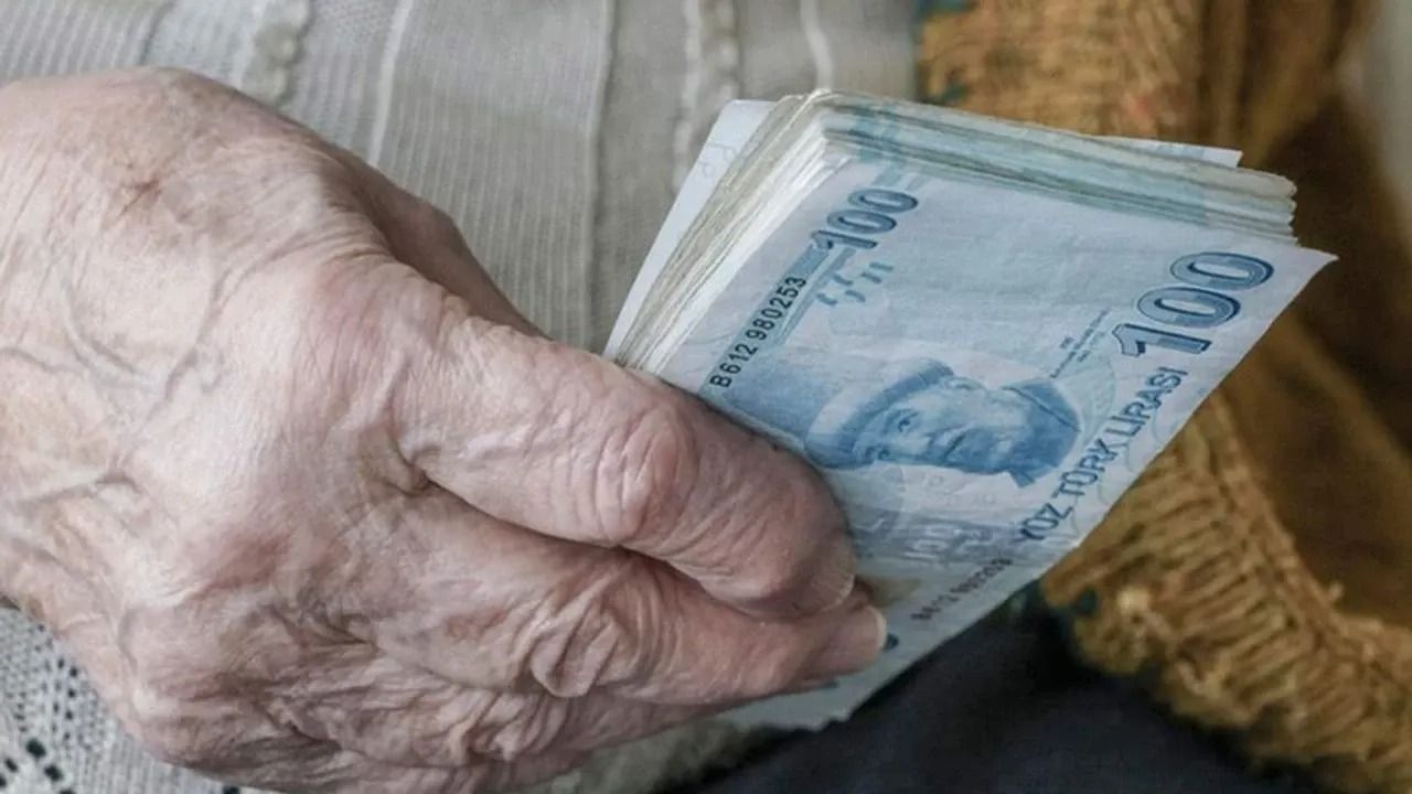 65 yaş maaşı, dul, yetim ve engelli aylıklarına zam!