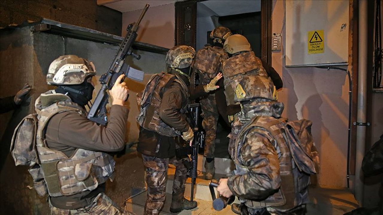 Yozgat'ta Jandarma'dan FETÖ'ye darbe