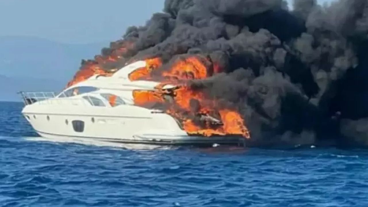 Ünlü İş insanı teknesinde alevler içinde kaldı!