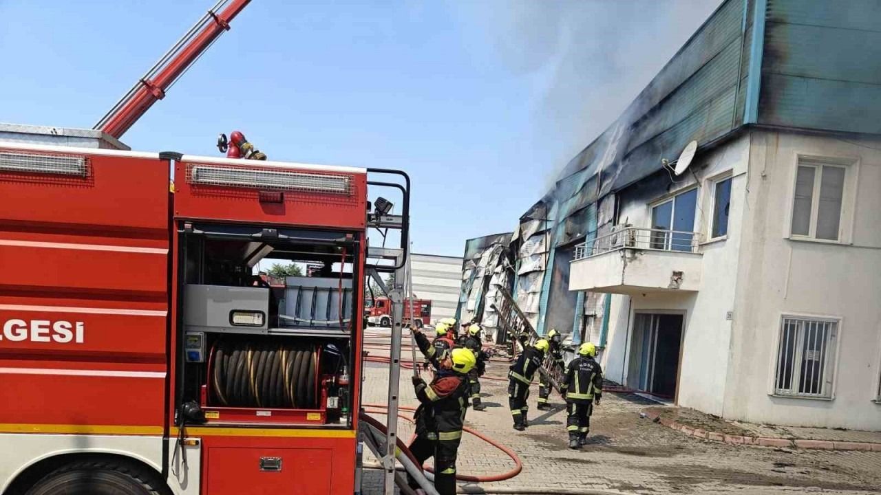 Mobilya fabrikasında yangın!
