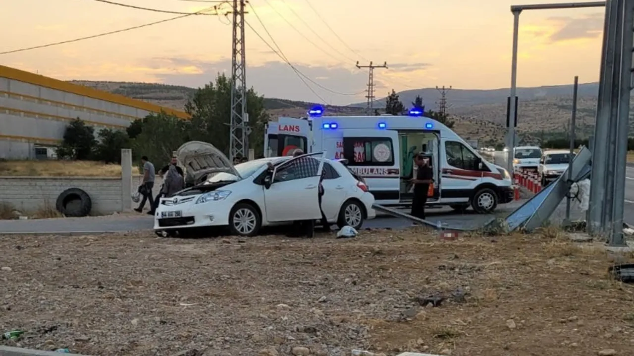 Akçadağ’da feci kaza: 1 ölü, 2 yaralı!