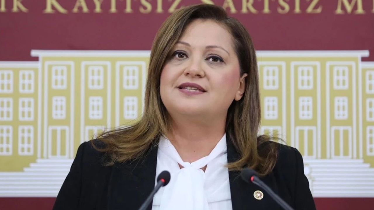 Burcu Köksal kimdir? CHP’den AKP’ye geçen Burcu Köksal kimdir? Nereli, kaç yaşında?
