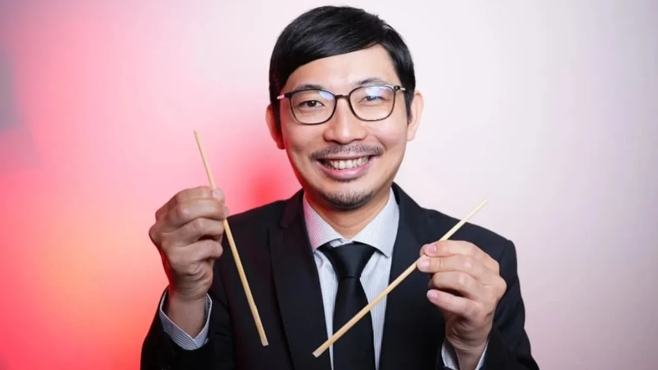 Yoshi Enomoto kimdir? Yoshi Enomoto kaç yaşında, nereli ve evli mi?