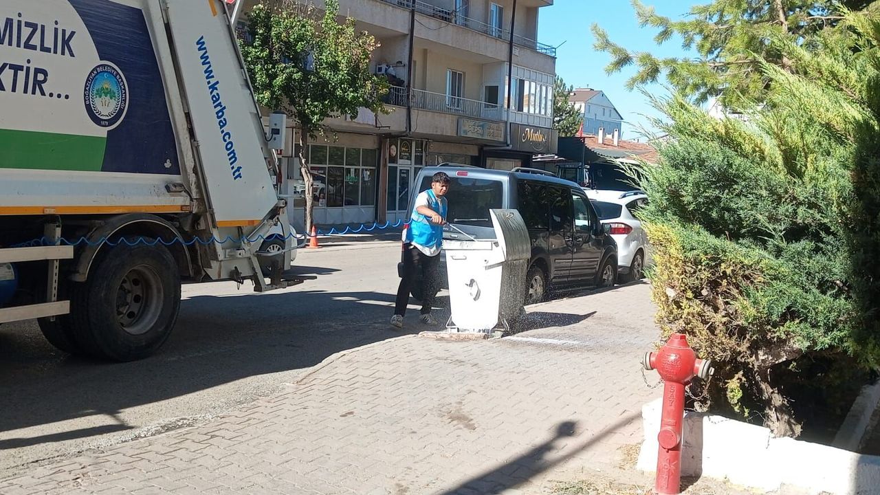 Boğazlıyan'da konteynerler dezenfekte ediliyor