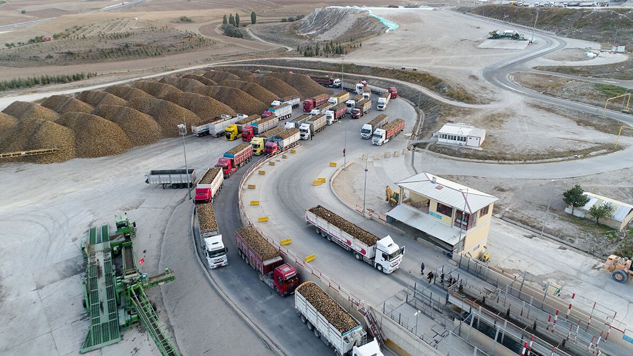 Kayseri Şeker’den çiftçilere 404 milyon lira sulama desteği