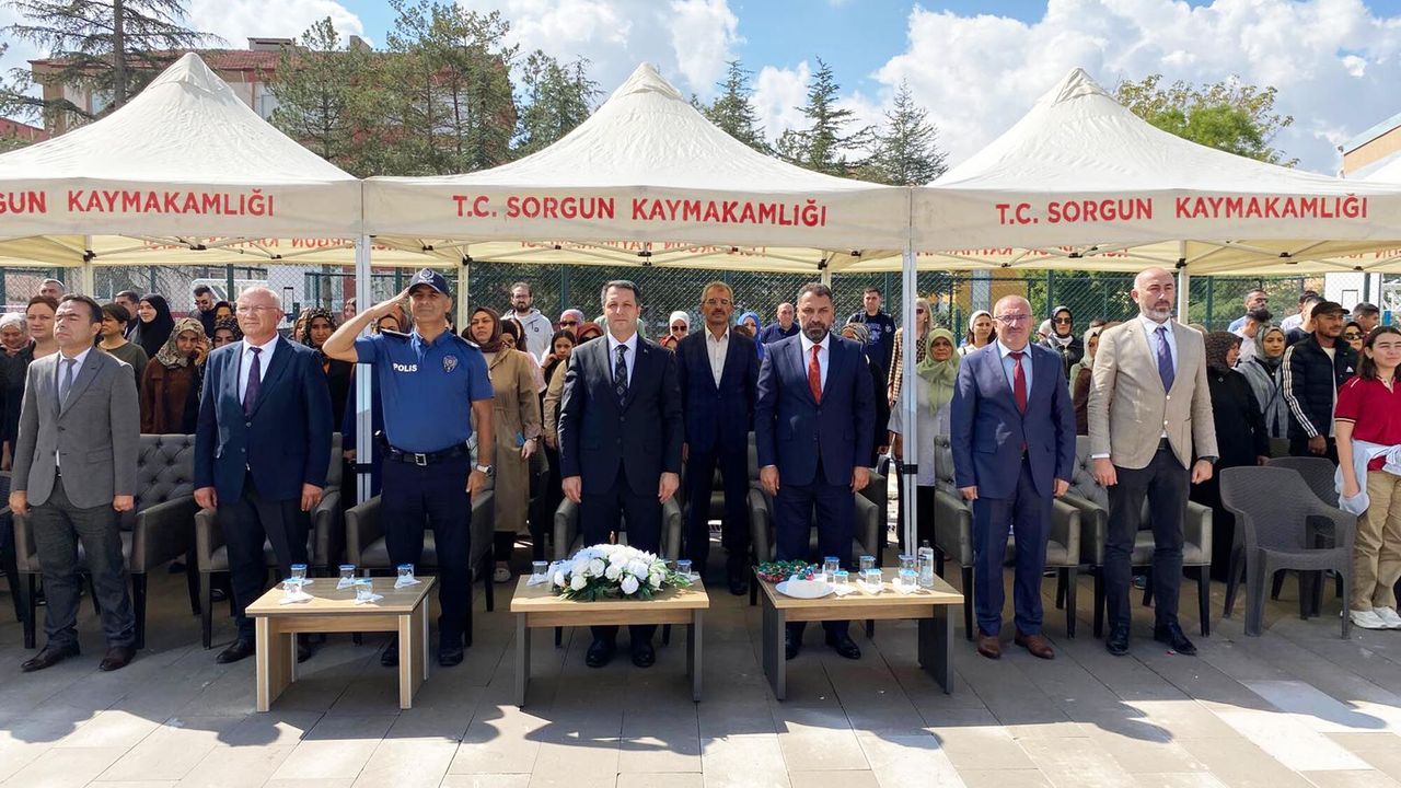 Yozgat'ta ilköğretim haftası programı yapıldı!