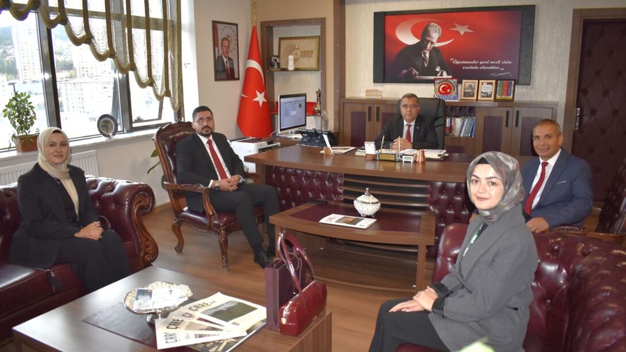 Yeşilay’dan İl Milli Eğitim Müdürü Altınkaynak’a ziyaret