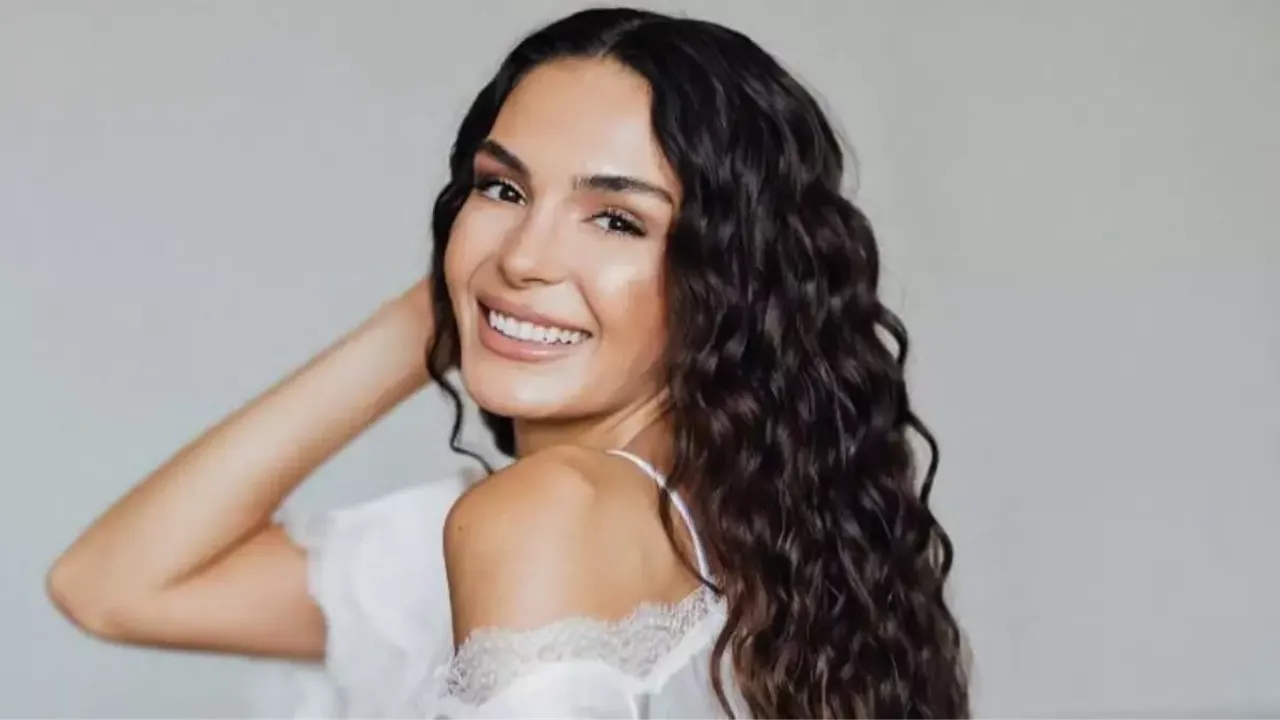 Ebru Şahin kimdir? Ebru Şahin nereli, boyu kaç, kiminle evli ve Barselona’daki lüks yaşamı nasıl?
