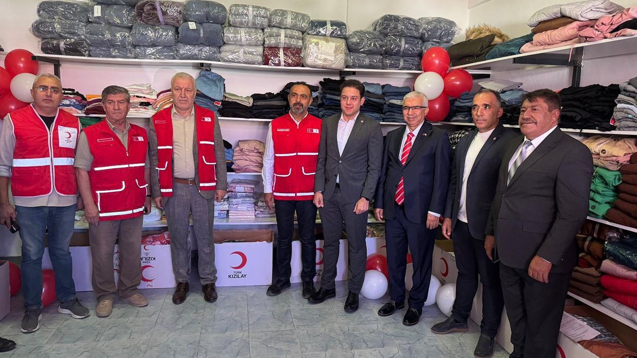 Yozgat'ta ihtiyaç sahipleri için ‘Kızılay Butik’ açıldı!