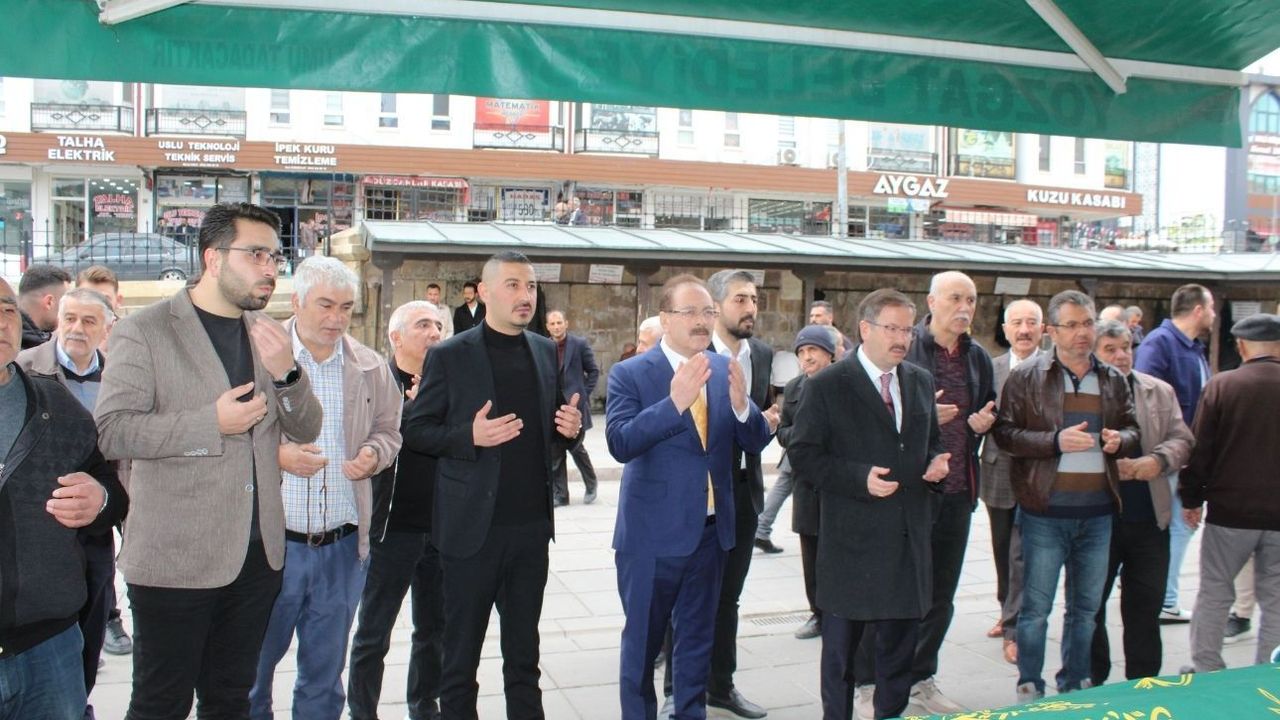 Akgül, Avşar’ın cenaze törenine katıldı