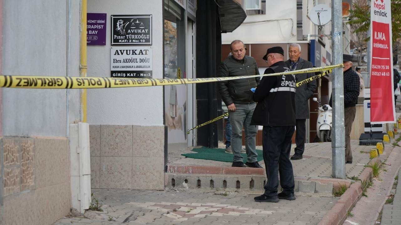 Kayınpederi tarafından silahla vuruldu: Hayatını kaybetti!
