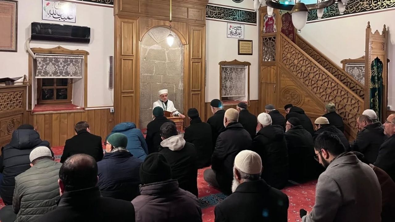 Yozgat’ta ailece camide buluşuyoruz programı düzenlendi