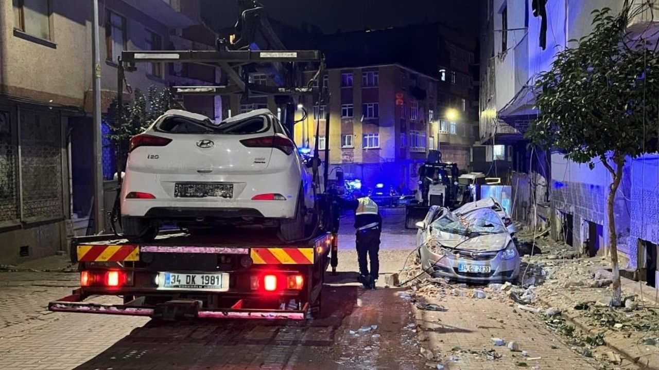 3 otomobili hurdaya çevirdi: Korku dolu anlar