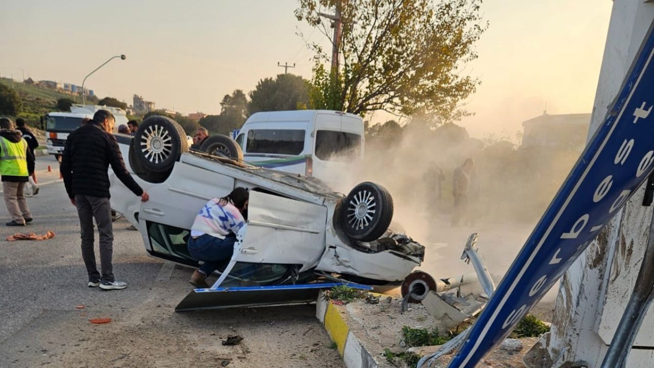 Otomobil takla atarak hurdaya döndü: Gelin ve kaynana yaralı!